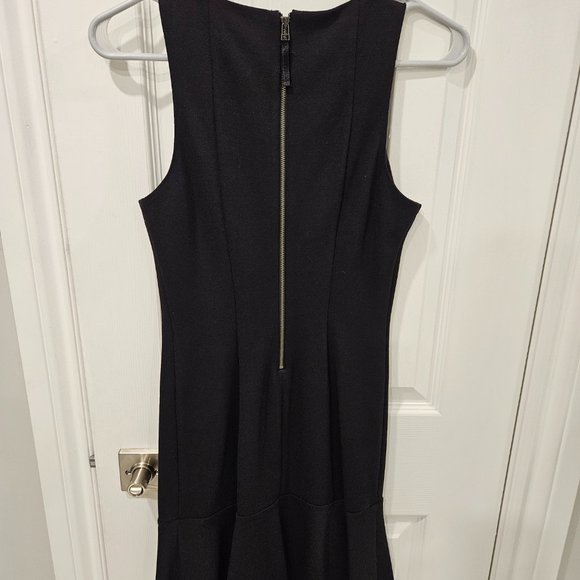 Guess Beautiful Black Dress - Picture 5 of 6